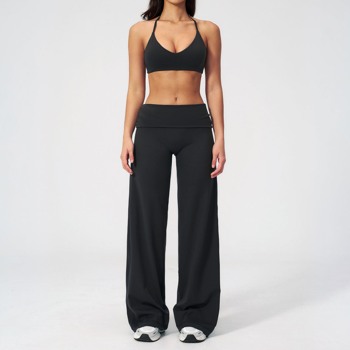 Damen Seamless-Back Yoga Set – Sport-BH & Wide-Leg Hose – Produktbild 3 – Farbe „Black“