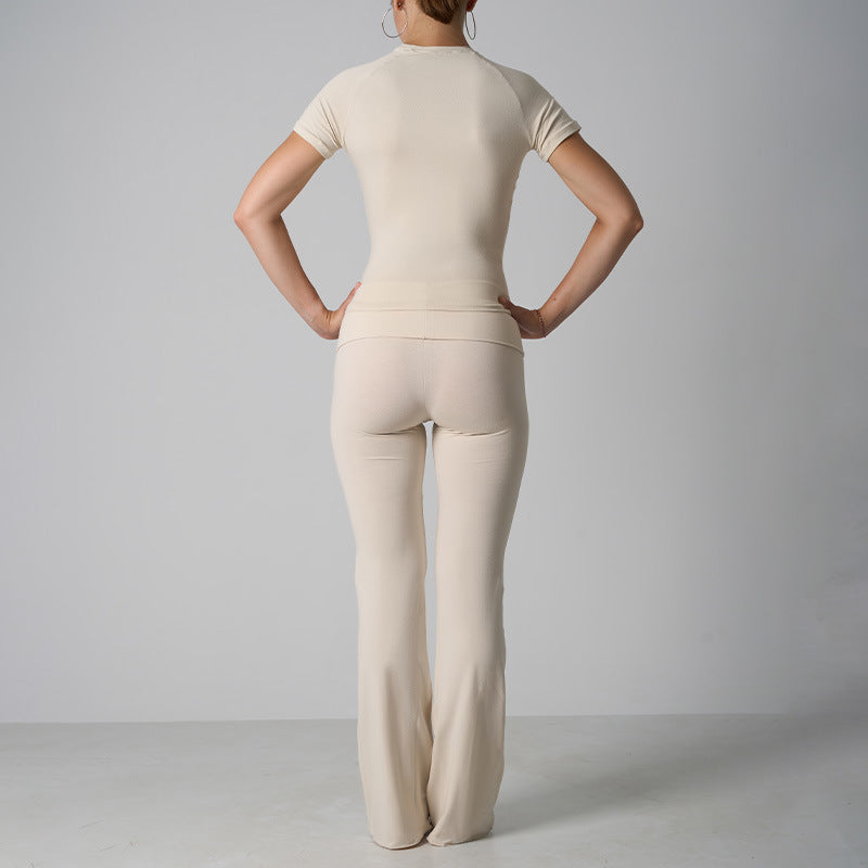 Damen Cotton Jersey Yoga Set – Kurzarm Top & Flare Pants – Produktbild 3 – Farbe „Off-white“