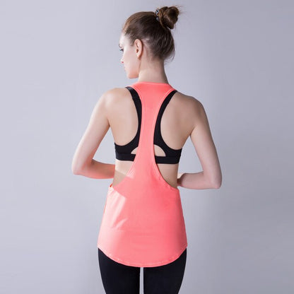 Isela Racerback Tank Top Damen in Pink-Orange – Studioaufnahme