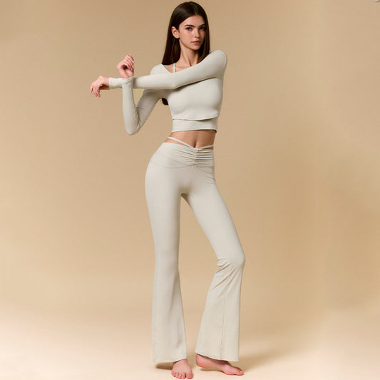 Damen 3-teiliges Yoga Set – Open-Back Crop Top & Flared Pants – Produktbild 1 – Farbe „Apricot“