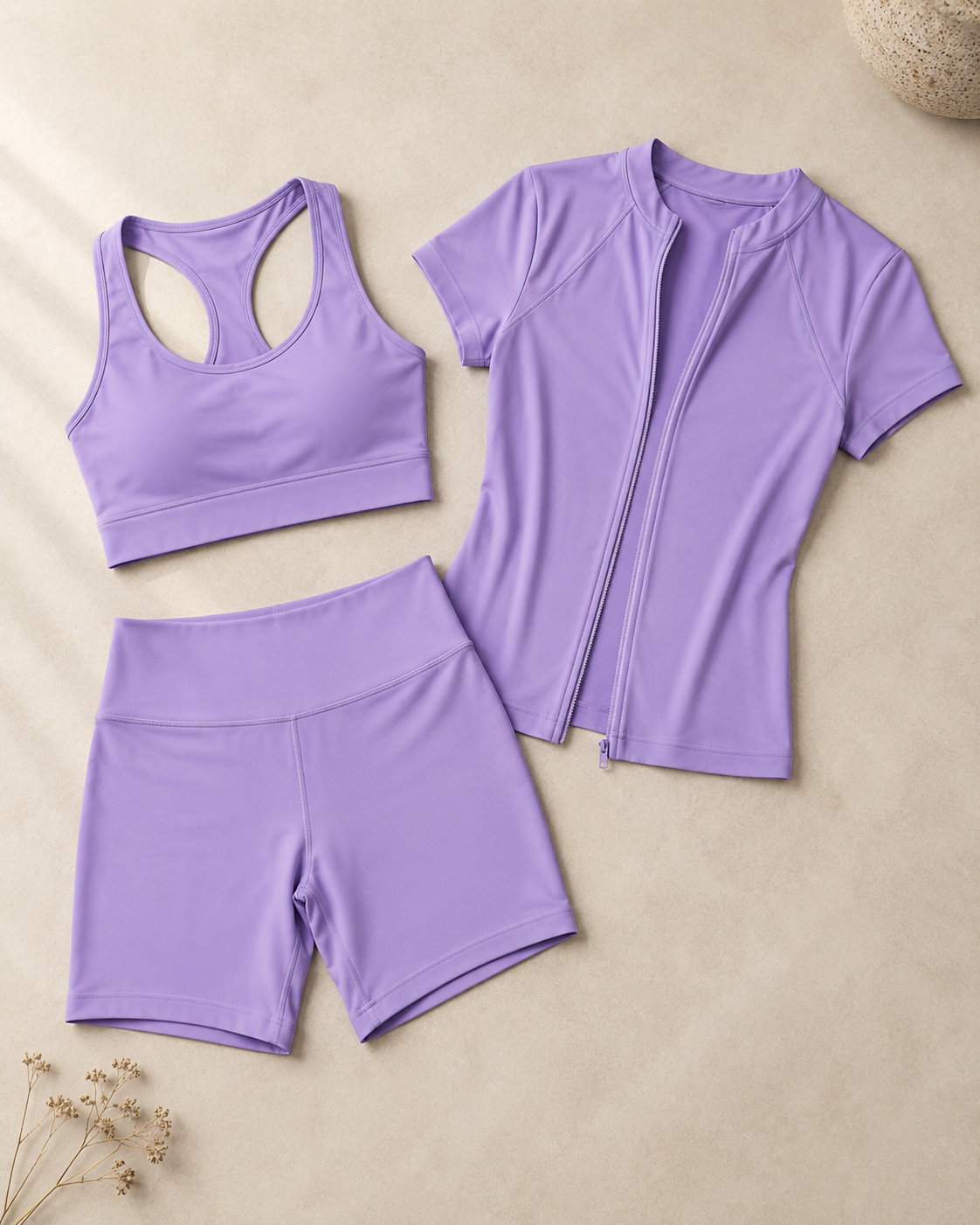 Isela 3-teiliges Fitness-Set Damen in Lila – Flatlay mit drei Teilen