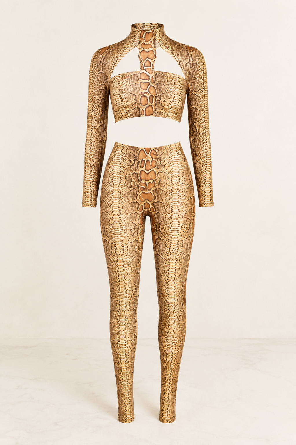 ISELA Snake Print Set Damen – Premium Frontansicht mit vollständigem Outfit